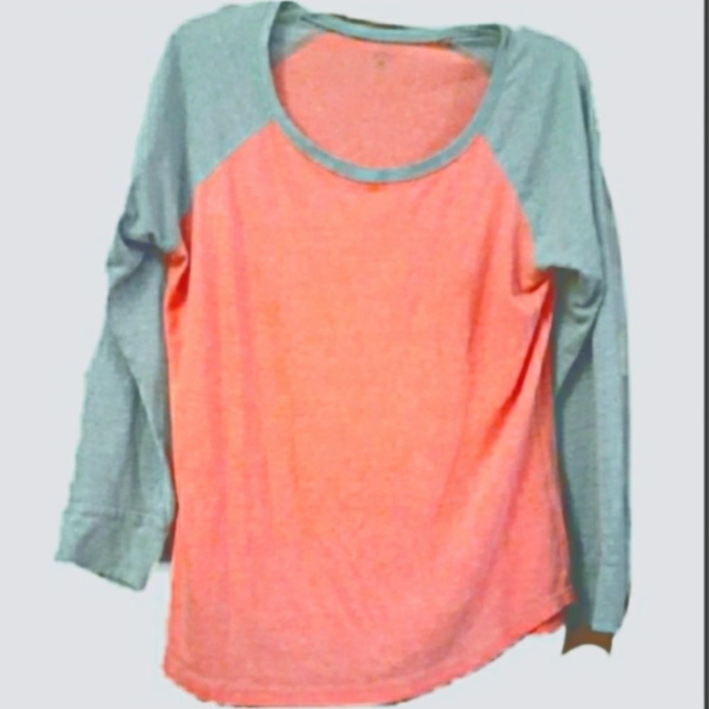 🪴2 For $20🪴Neon Coral and Gray Baseball Tee by Indigo